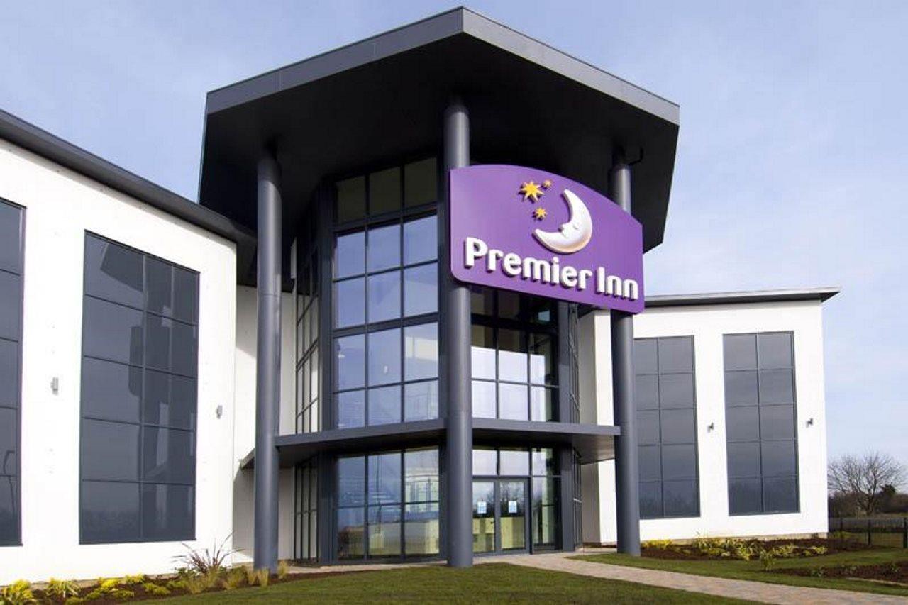 Premier Inn Bicester Buitenkant foto