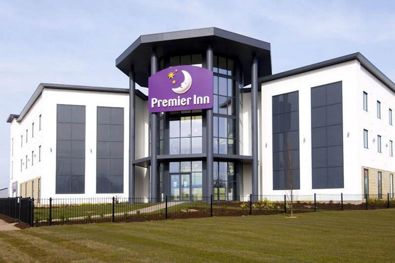 Premier Inn Bicester Buitenkant foto